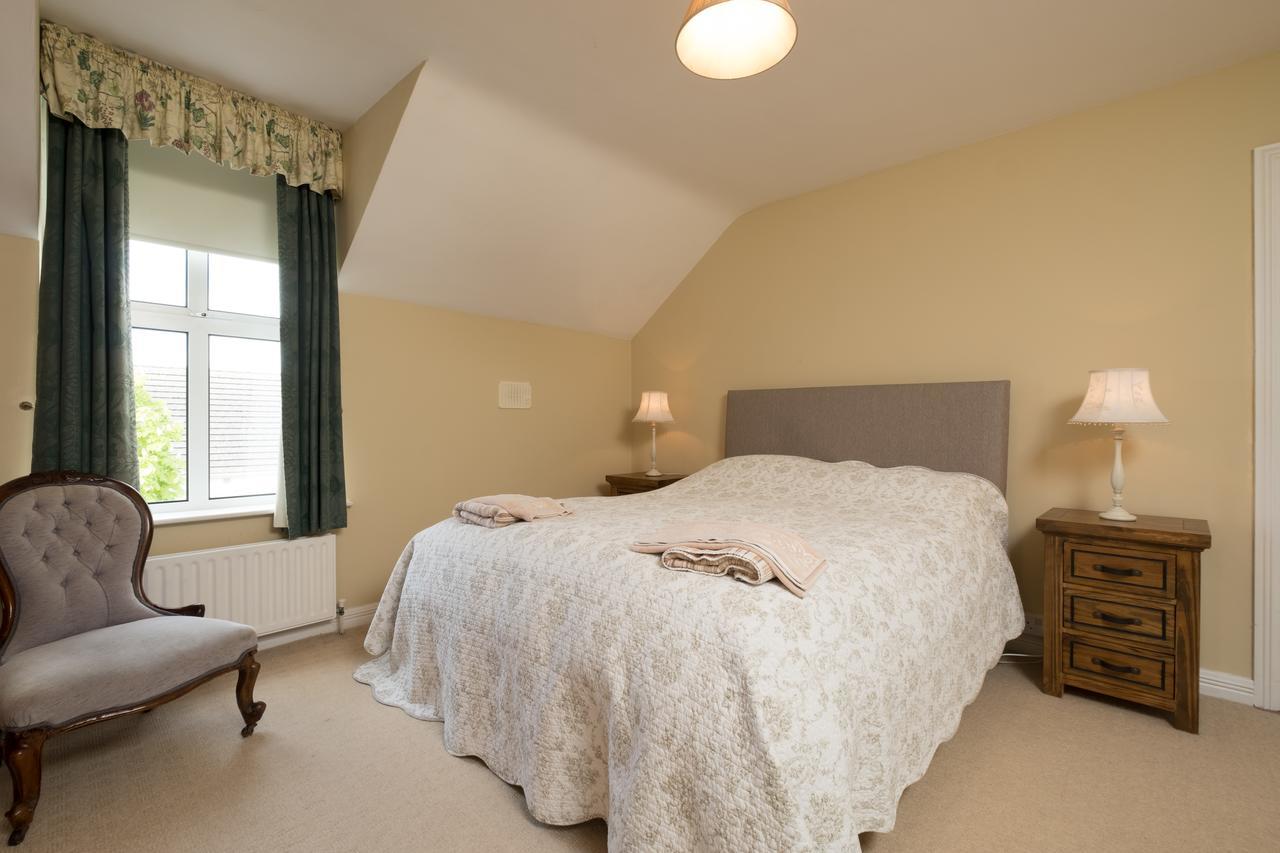 Bed and Breakfast Ashwood House Corrandulla Екстер'єр фото